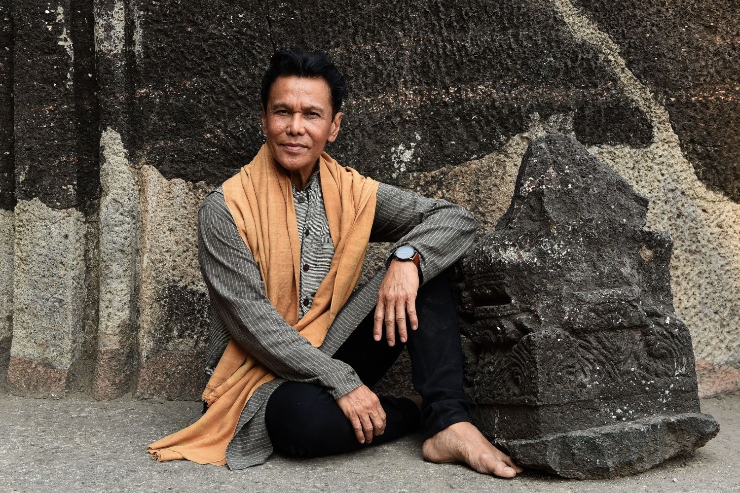 Datuk Ramli Ibrahim at Ajanta Caves, Aurangabad in 2018 (Photo by A Prathap)