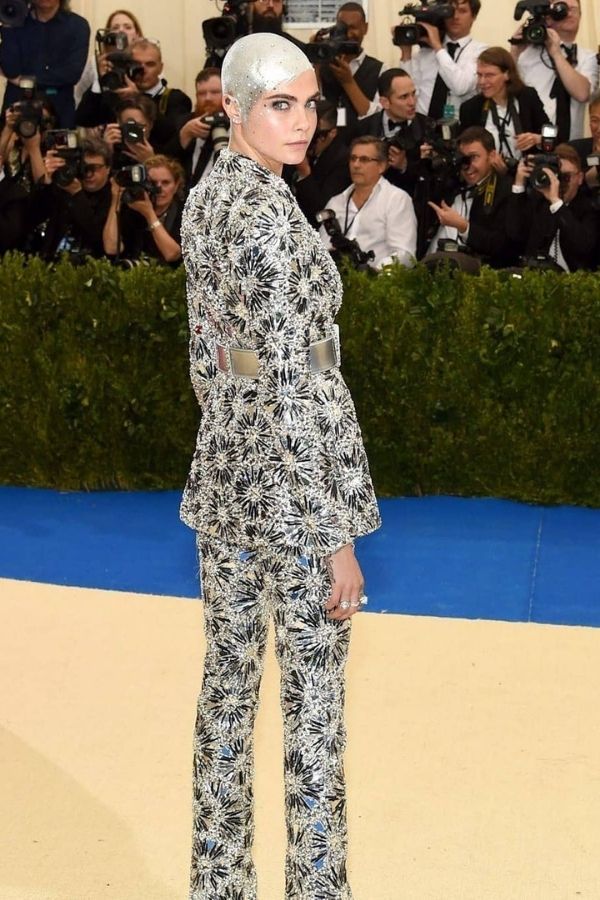 Cara Delevingne in Chanel at the 2017 Met Gala. The theme was "Rei Kawakubo/Comme des Garçons: Art of the In-Between". (Photo: Instagram/@Cara Delevingne)