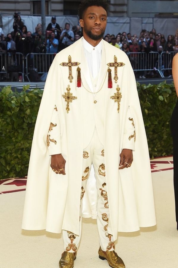 Chadwick Boseman in Versace at the 2018 Met Gala with the theme was "Heavenly Bodies: Fashion and the Catholic Imagination". (Photo: Instagram/@chadwickboseman)