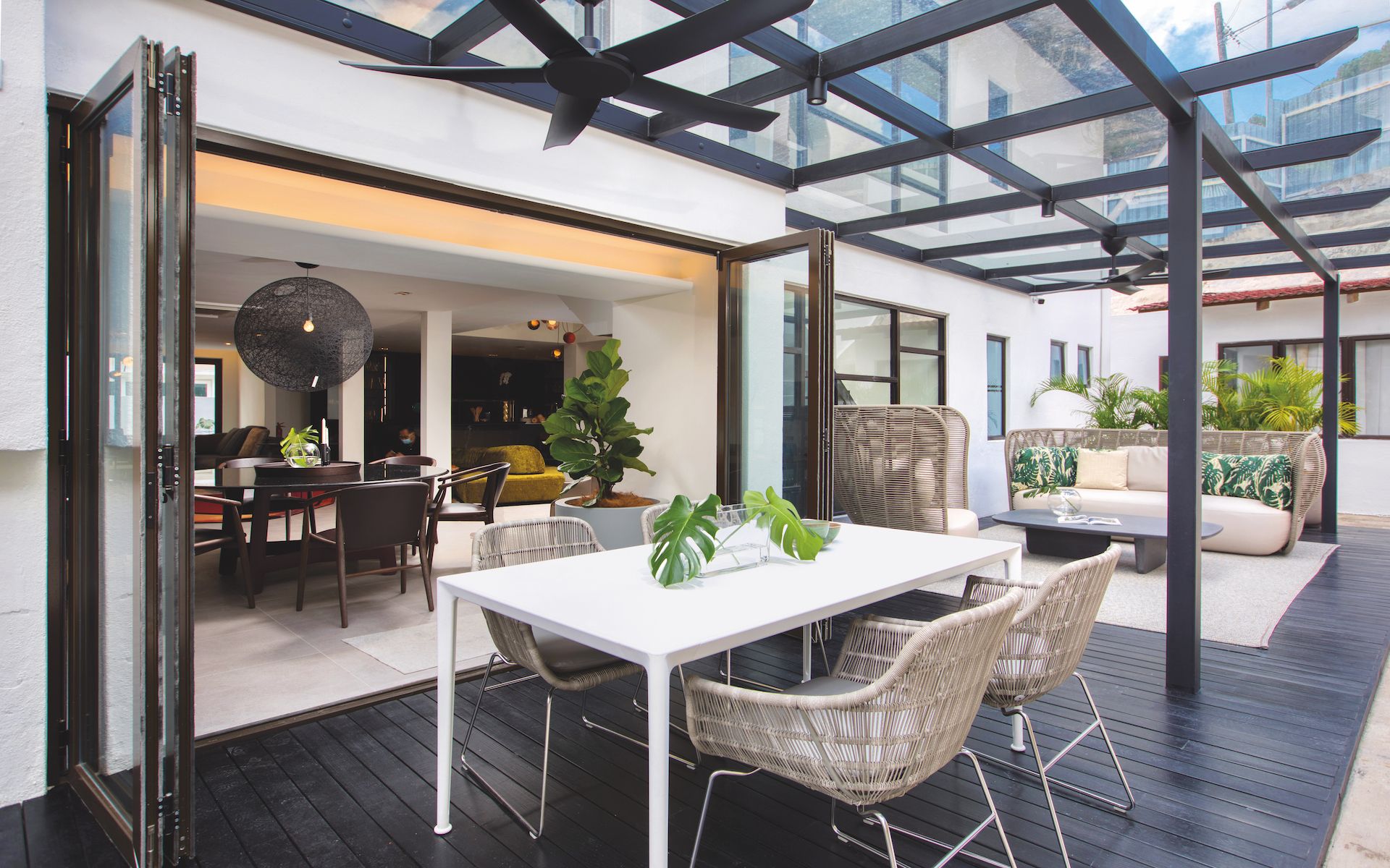 B&B Italia Outdoor takes pride of place on the terrace