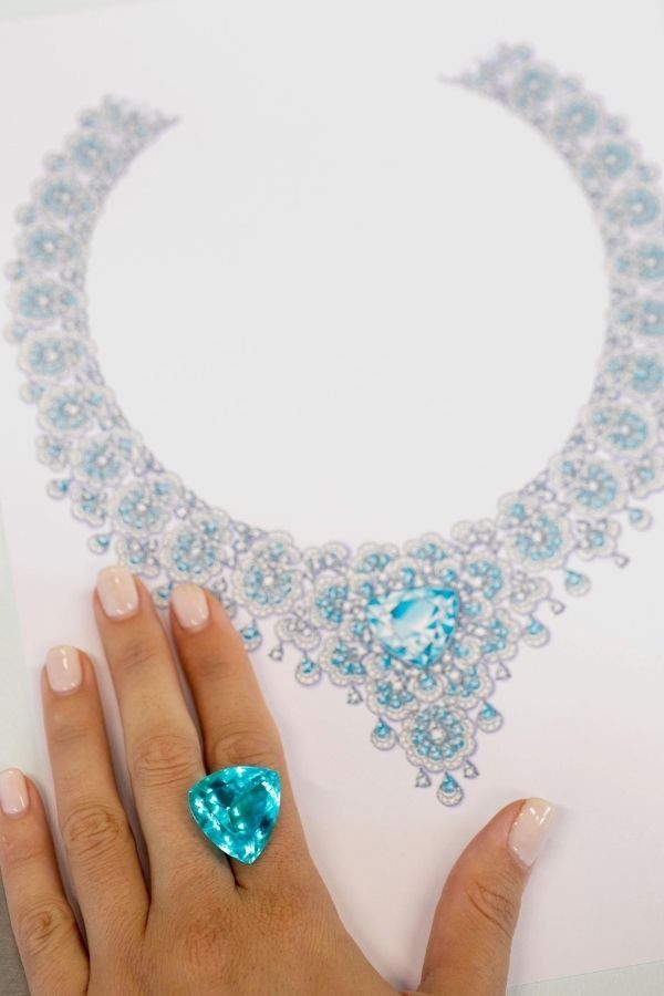 The stunning Paraiba tourmaline gem from Mozambique.