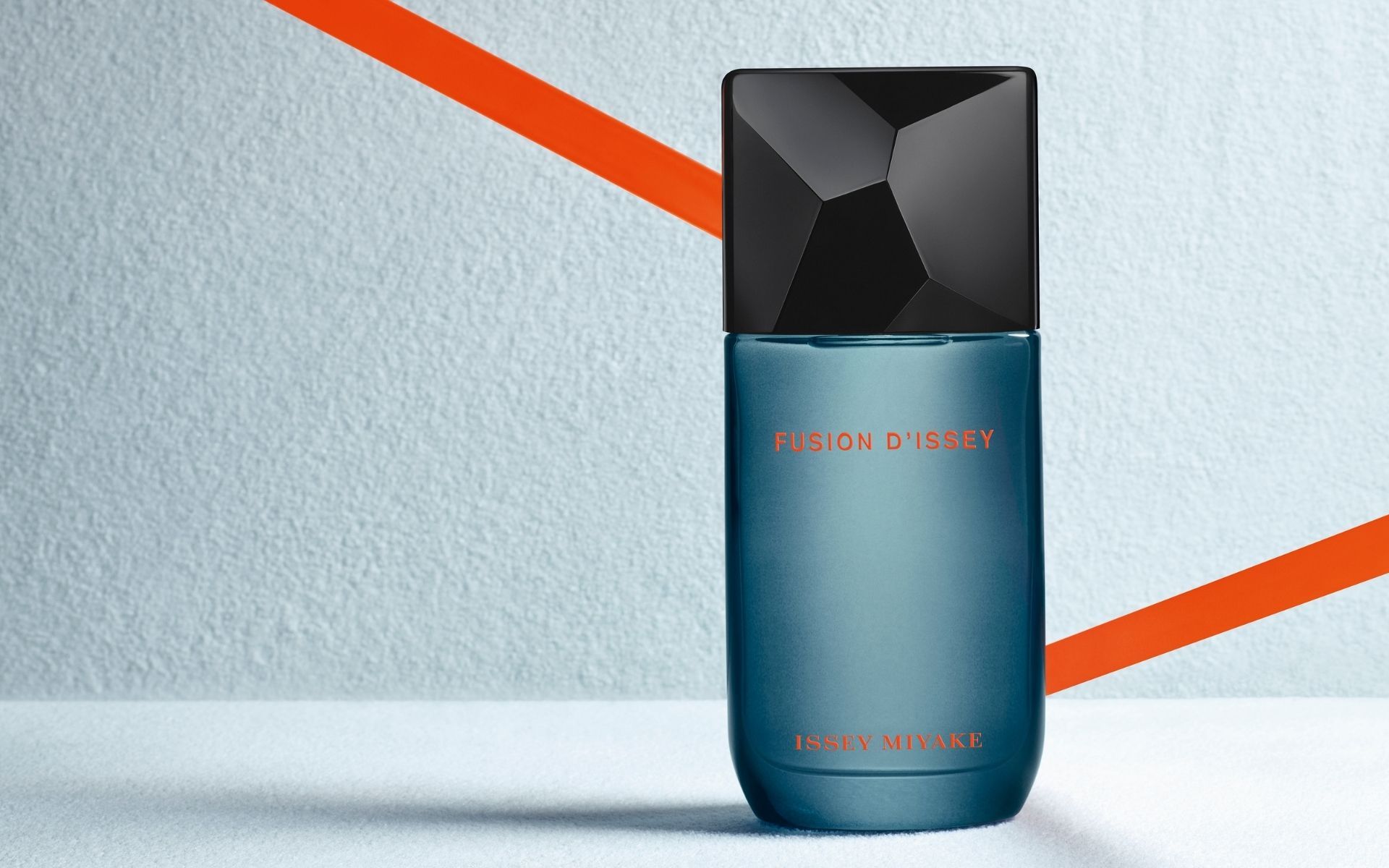 Photo: Issey Miyake