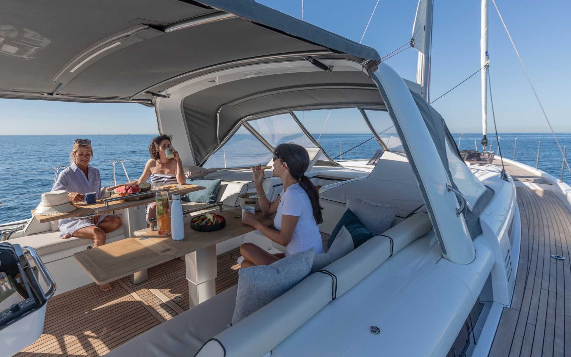 07/07/2020, Marseille (FRA,13) Beneteau Oceanis Yacht 54