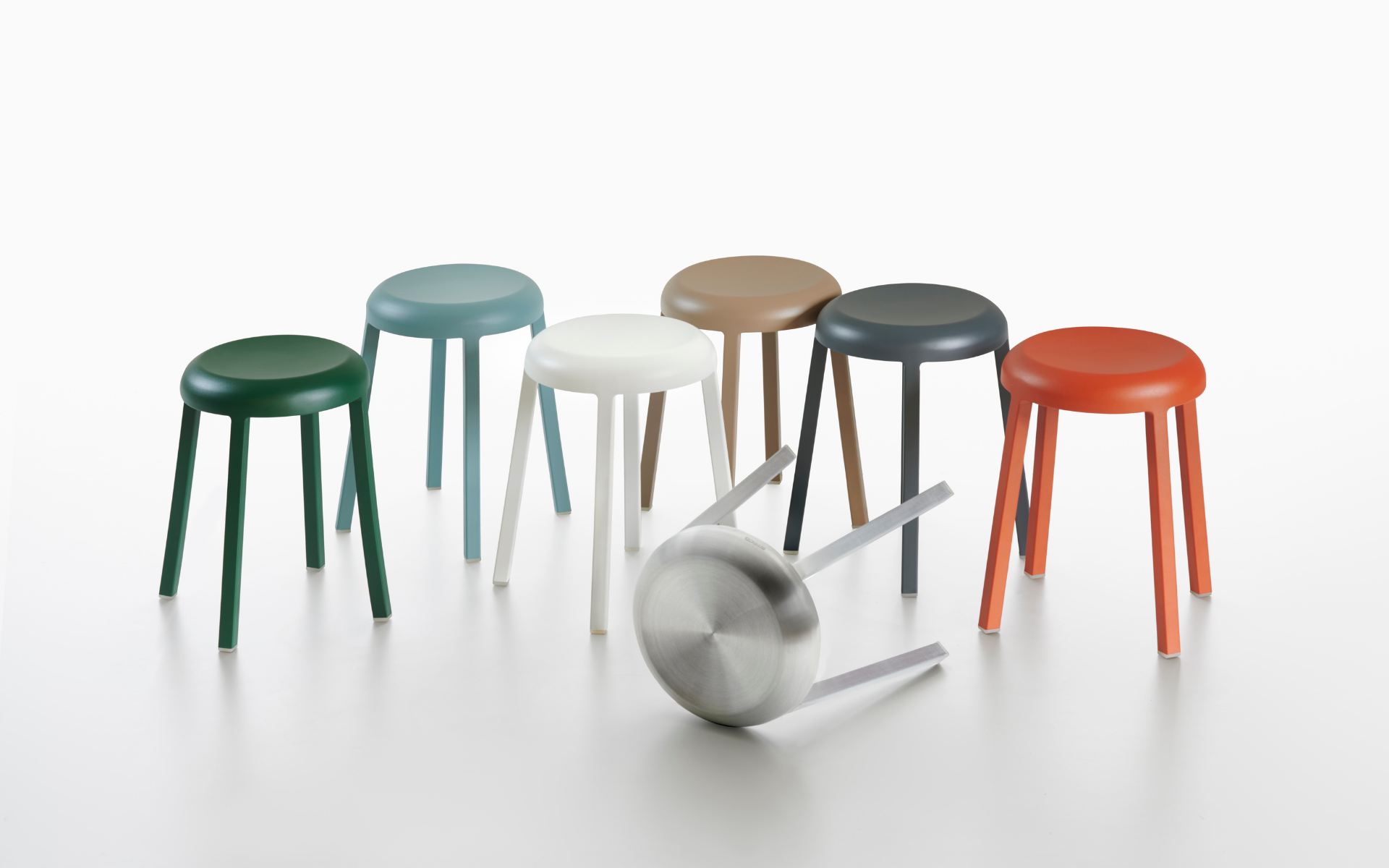 Emeco Za Stools