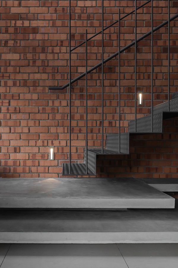 Eleena Jamil Architect End-lot house