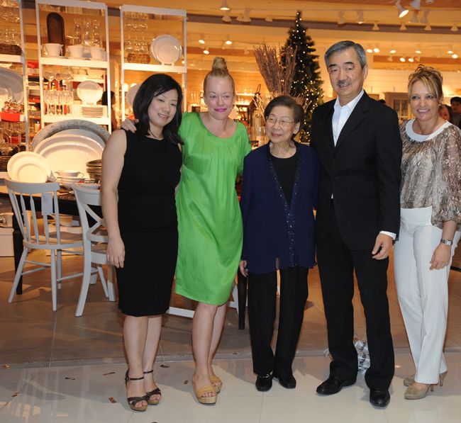 Jo Co Siy, April Young, Felicidad Sy, Hans Sy, Pascale Jimenez