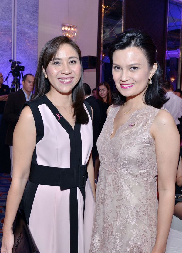 Estee Lauder country manager Mel Lerma and Dapne Osena-Paes
