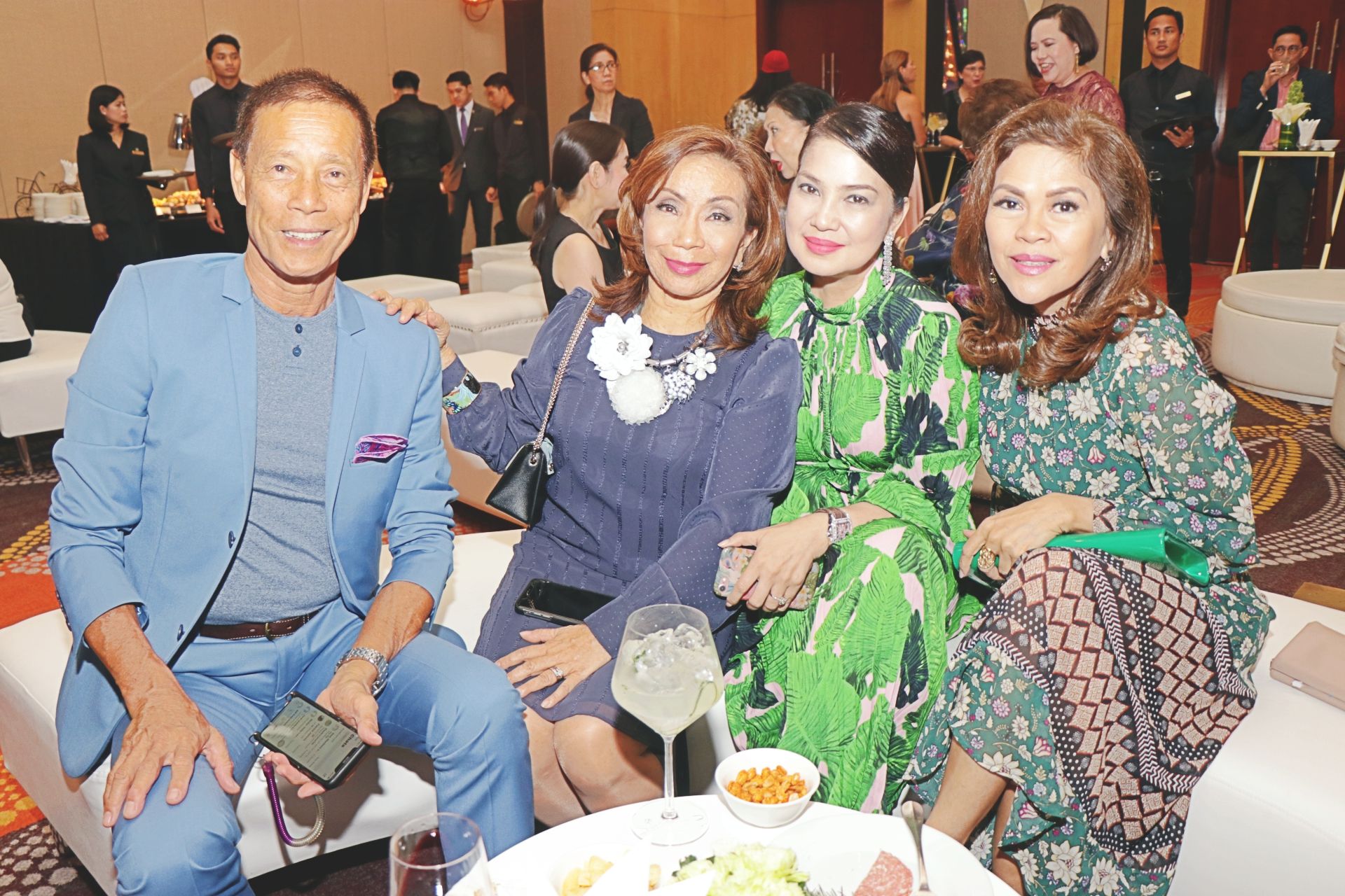 Renato and Maritess Enriquez, Yoli Ayson, and Hera Geriene