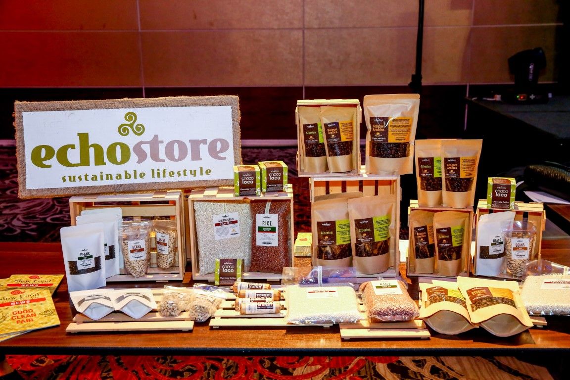 Retailers that support small producers, craftsmen, and artisan showcased organic items and naturally processed seafood products such as adlai grits, coffee beans, chocolate tablea, and more.