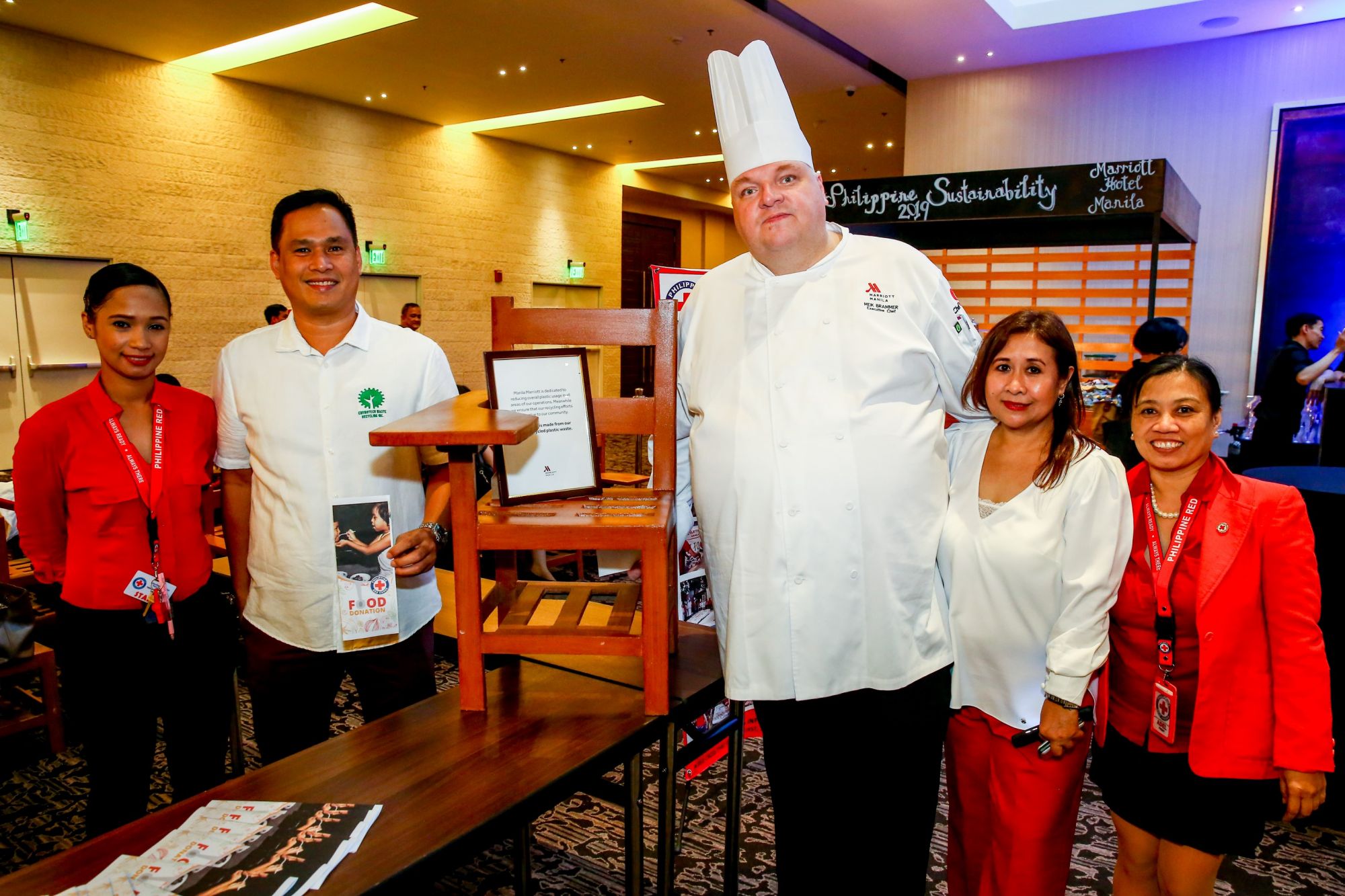 Shara Mae Arceo of Philippine Red Cross, Chief Executive Officer of Envirotech Waste Recycling Inc. Winchester Lemen, Executive Chef Meik Brammer, Micot Juico, and Adelina Castillo of Philippine Red Cross