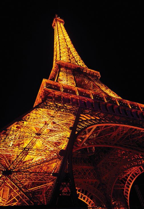 "The Iron Lady" at night