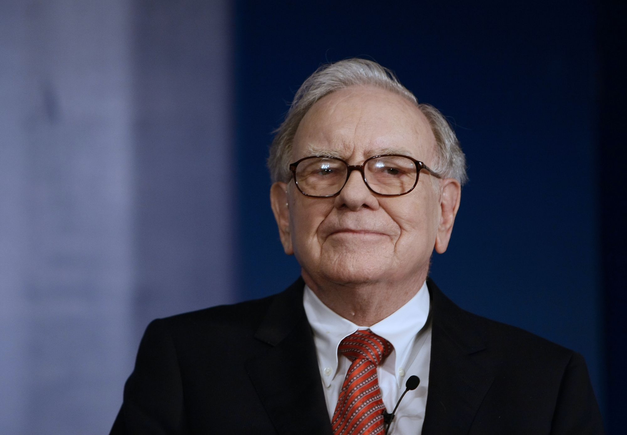 NEW DELHI, INDIA - MARCH 24: Warren Buffet, chairman and chief executive officer of Berkshire Hathaway Inc during a press conference in New Delhi, Thursday, March 24, 2011. Billionaire philanthropists Bill Gates and Warren Buffett urged India's business tycoons on Thursday to give up some of their newfound wealth to help the country's hundreds of millions of impoverished people. (Photo by Subir Halder/The India Today Group via Getty Images)