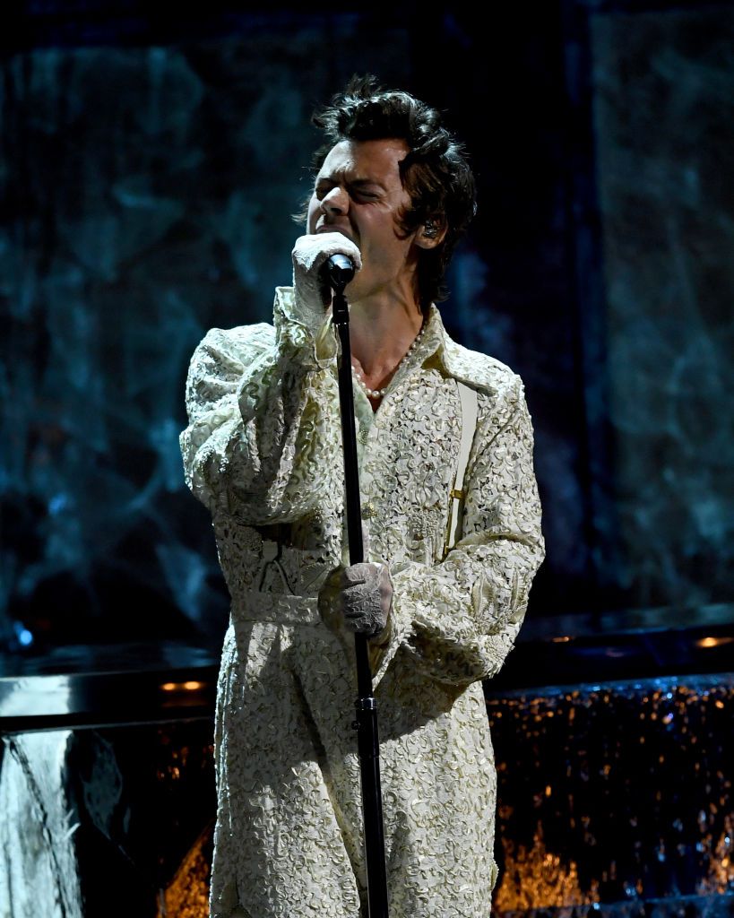 LONDON, ENGLAND - FEBRUARY 18: (EDITORIAL USE ONLY) Harry Styles performs at The BRIT Awards 2020 at The O2 Arena on February 18, 2020 in London, England. (Photo by Dave J Hogan/Getty Images)