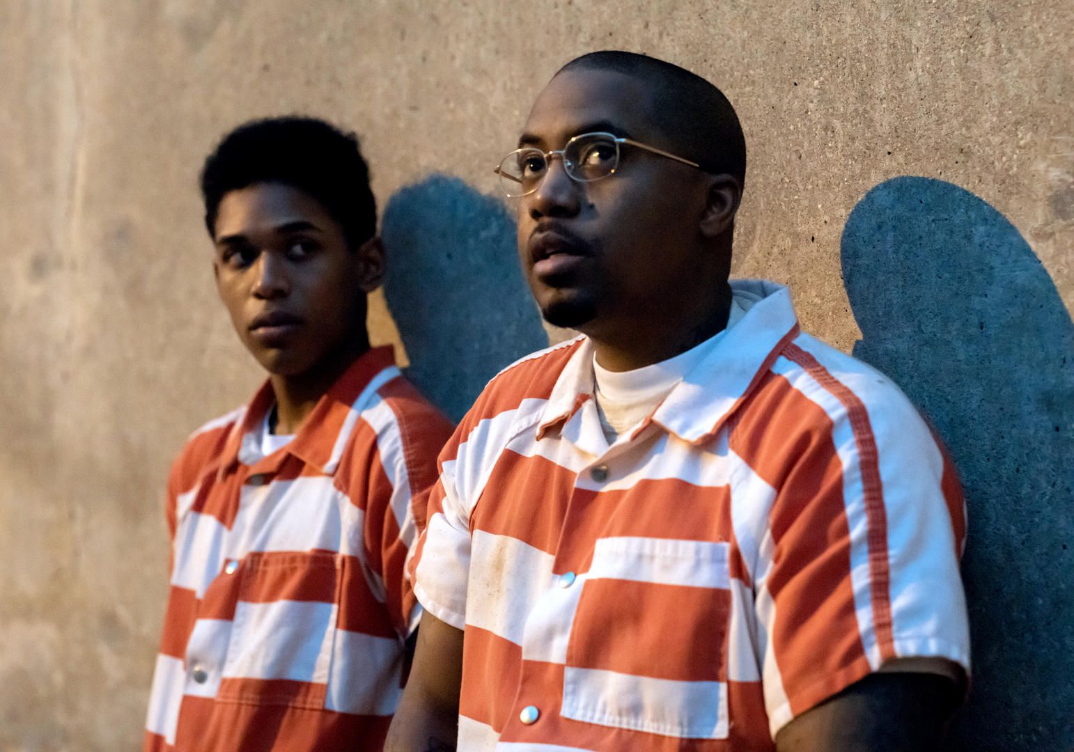 MONSTER (L-R): KEVIN HARRISON JR. as STEVE HARMON, NASIR 'NAS' JONES as RAYMOND 'SUNSET' GREEN. Cr. DAVID DEVLIN/NETFLIX © 2021