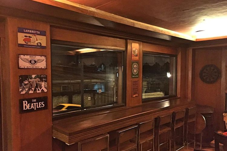 The Black Boar, Kapitolyo | Photo: Zomato