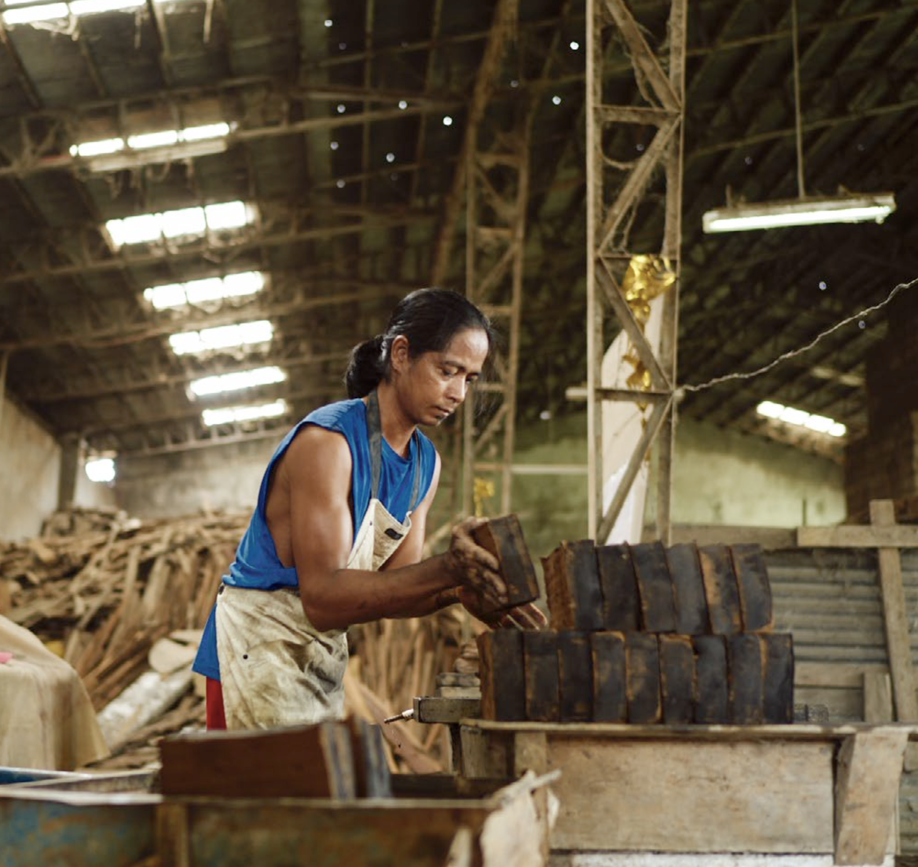 Jasper Cascasan’s task at Las Casas Filipinas de Acuzar’s brick factory is moulding and pressing the clay, which he will then bake and leave in a pugon (wood-fired oven) for days. Brick is a type of block used to build walls, pavements and other masonry works. Las Casas’ brick factory uses clay and soil in making bricks and tegula for roof