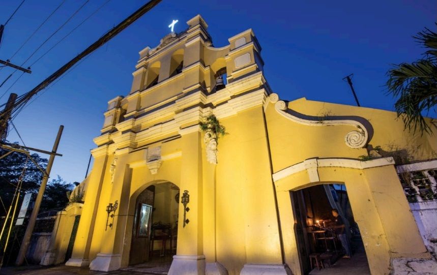 The Simbaan A Bassit, an iconic cemetery chapel in Vigan; An example of the Spanish colonial bahay na bato architecture is the Syquia Mansion.