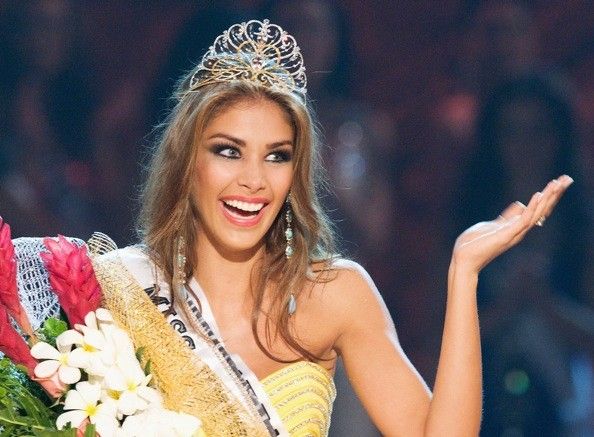 Miss Universe 2008 Dayana Mendoza | Photo: Zimbio