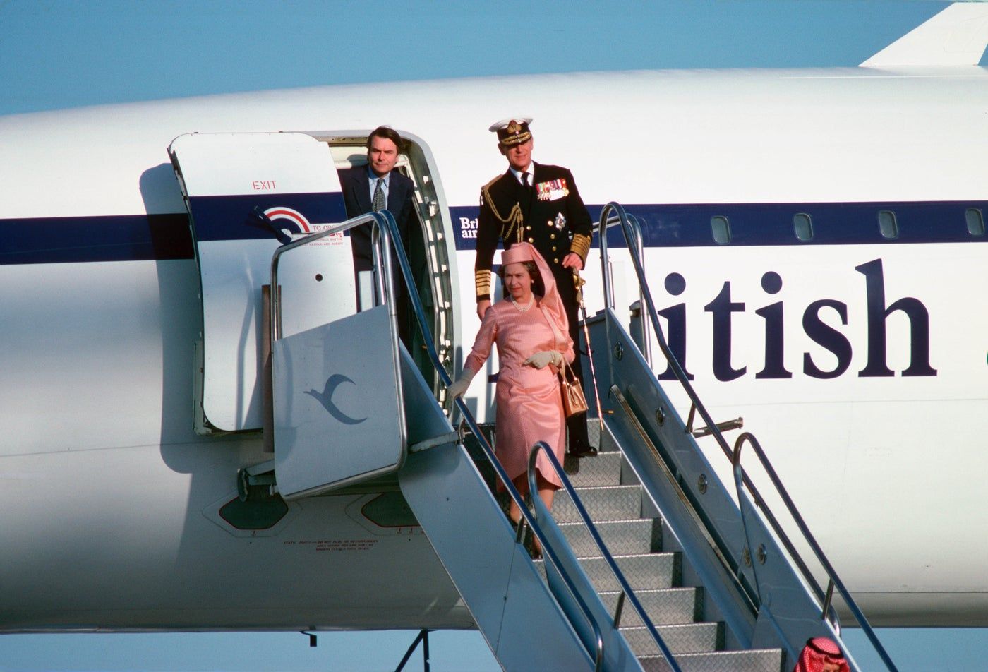 Queen Elizabeth II and Prince Philip arriving in Kuwait by Concorde in 1979 (Photo: Tin Graham)