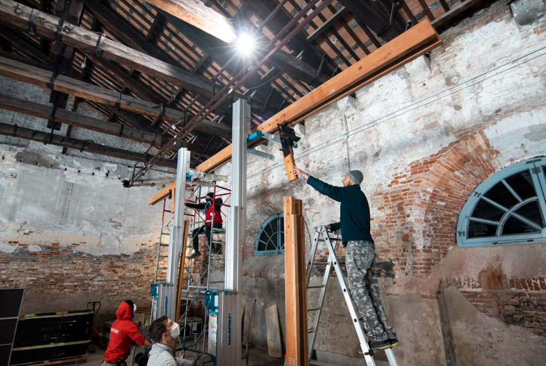 Structures of Mutual Support Installation in Venice