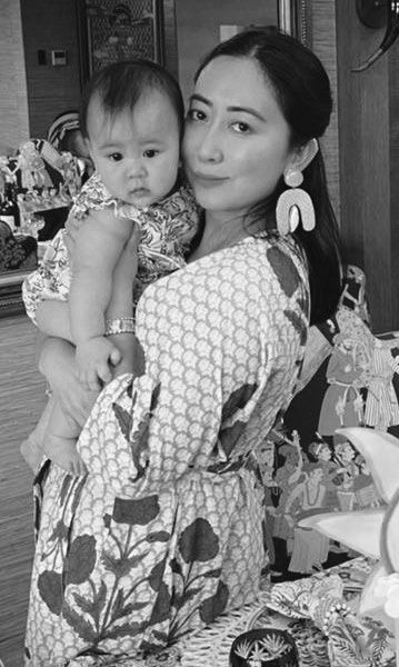 Pie Alvarez with daughter, Narra
