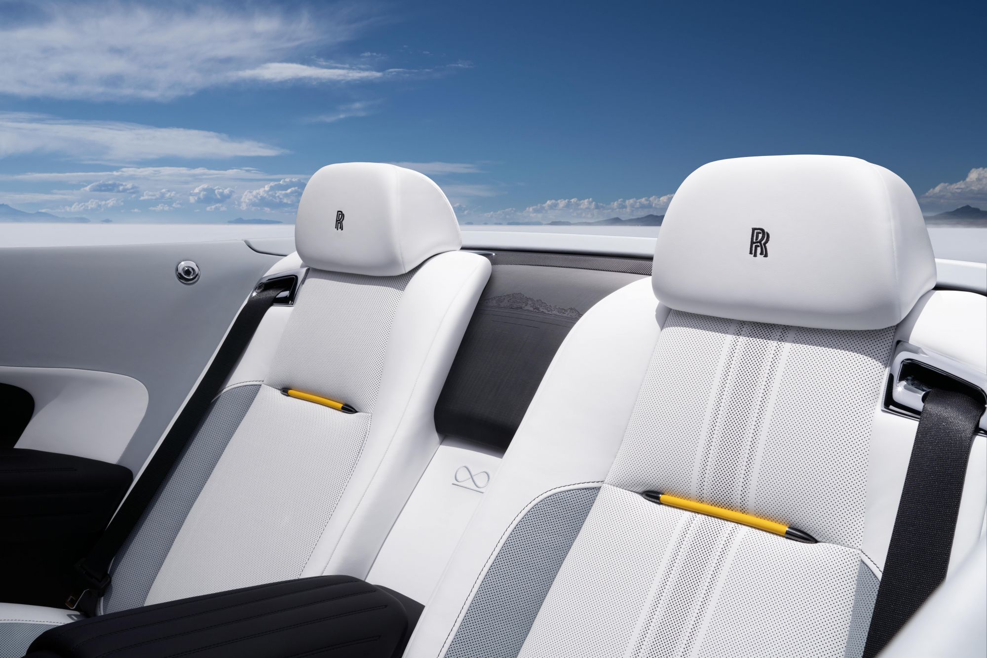 Rolls-Royce Dawn Black Badge Landspeed Collection.