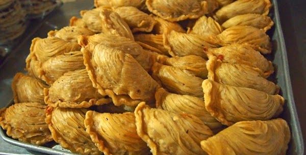 Balion's classic fried empanadas are a timeless favourite with titas in-the-know, try it out for yourself to see why!