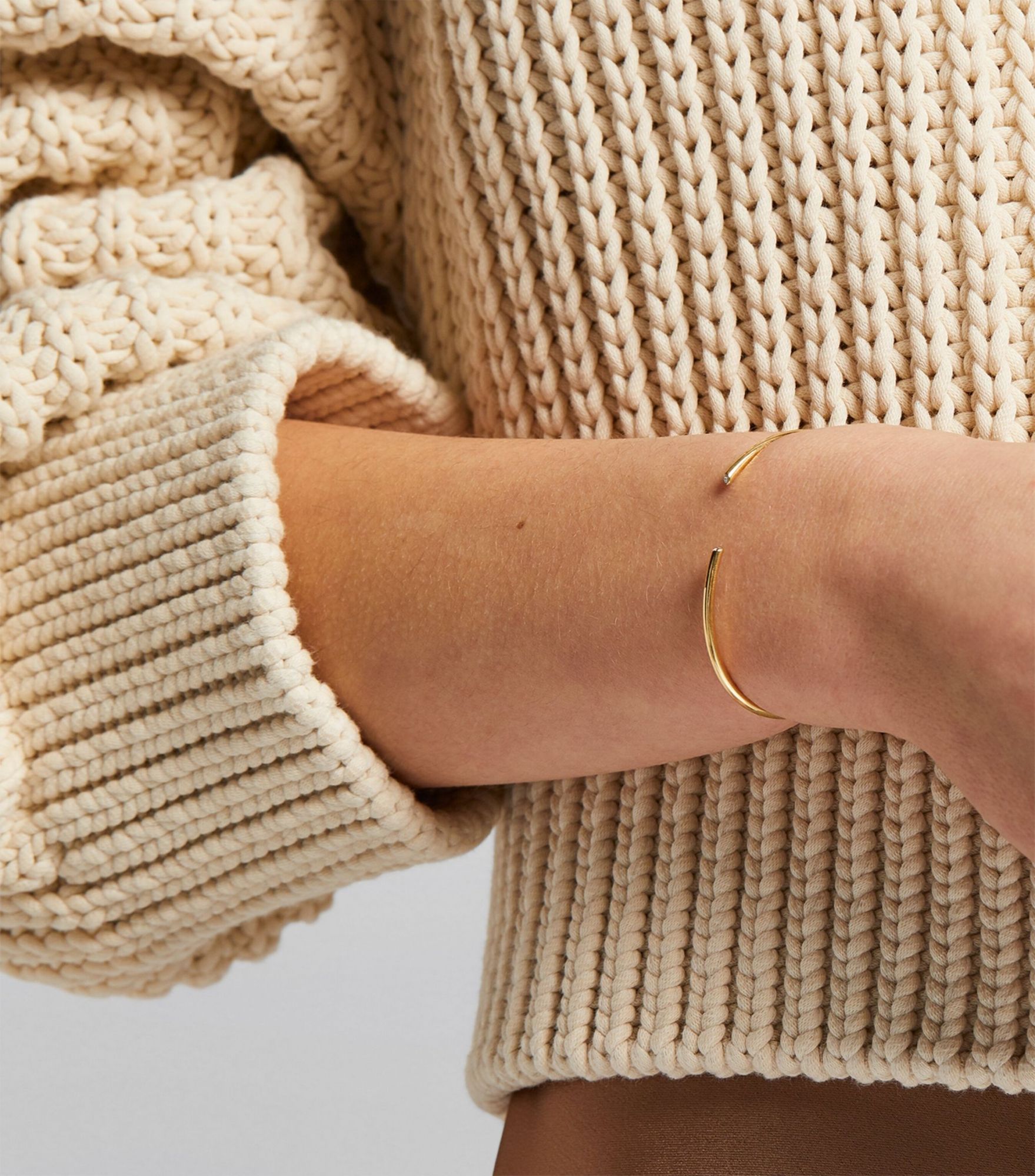 Vanrycke Yellow Gold and Diamond Massaï Bangle. | Photo: harrods.com