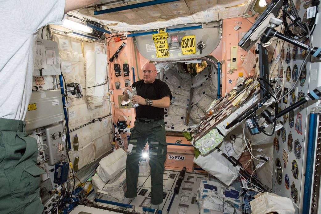 NASA astronaut Scott Kelly's trip to space made him 2 inches taller. | Photo: NASA