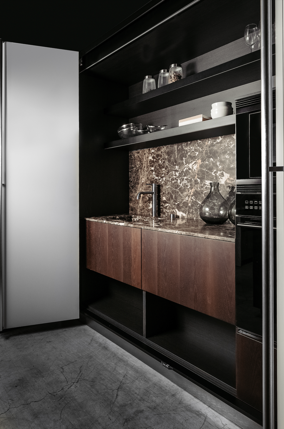 Hide Kitchen by Piero Lissoni