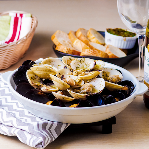 Mama Lou's Clams and Mussels