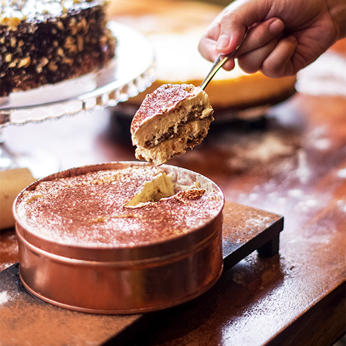 Mama Lou's Trendy Cake-In-A-Can