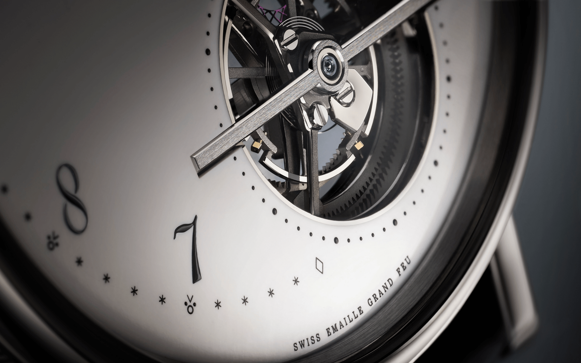 A closer look at the tourbillon with hand-bevelled bridge (Photo: Breguet)