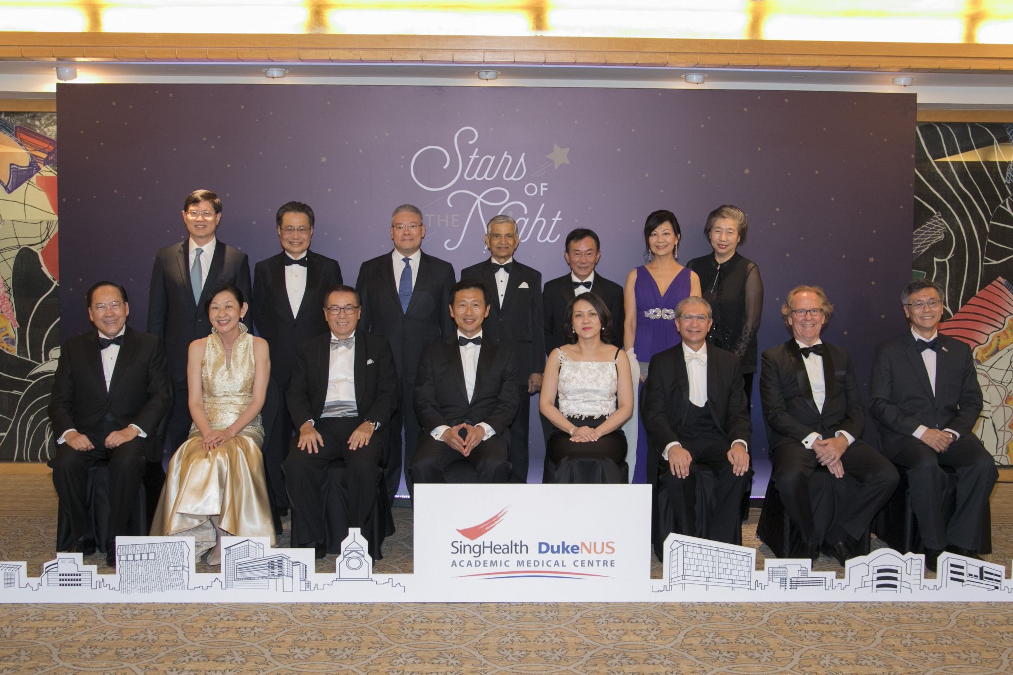 Minister Ong Ye Kung with the boards of SingHealth and Duke-NUS Medical School