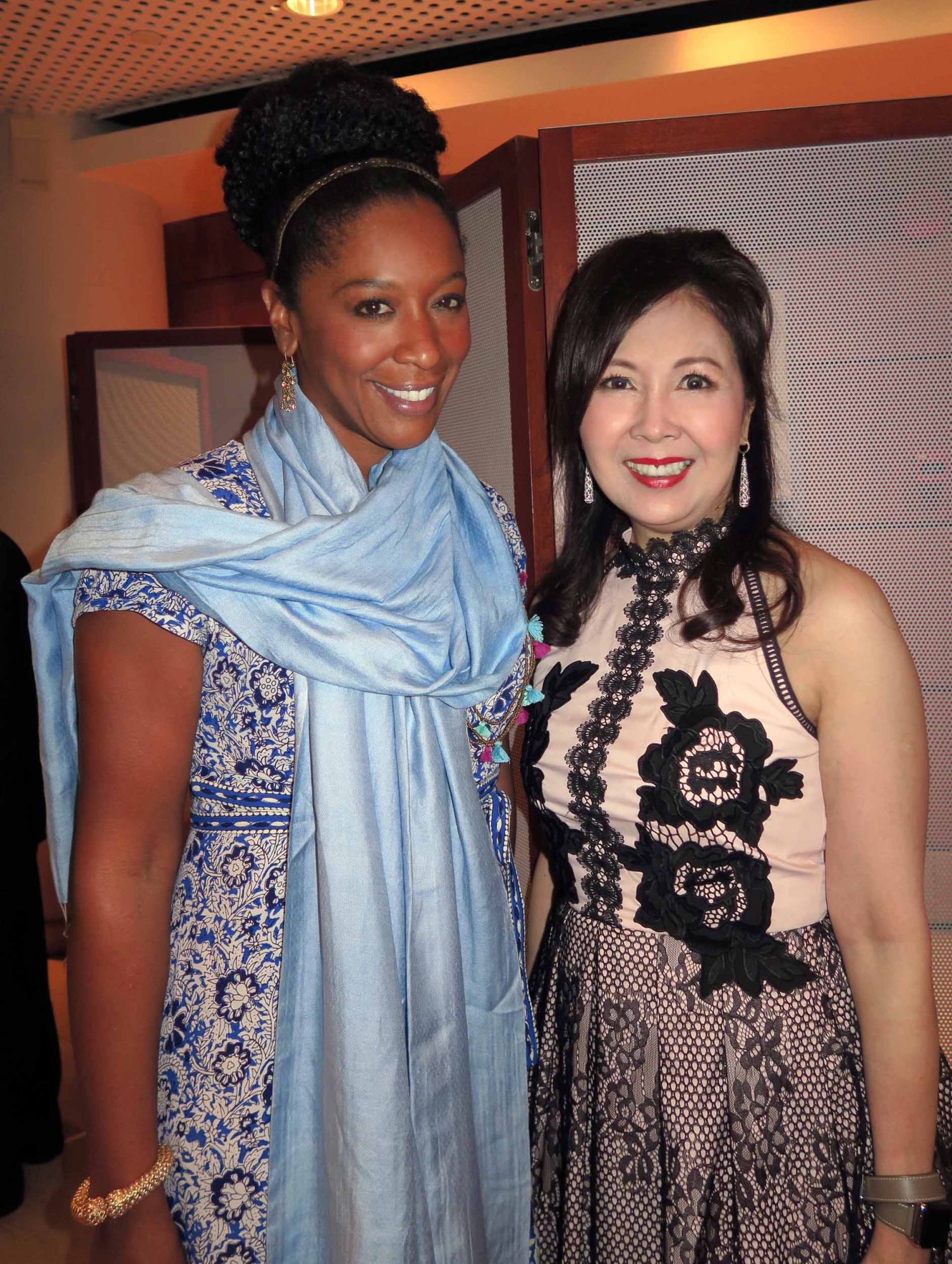 Crystal Wagar, Laura Hwang