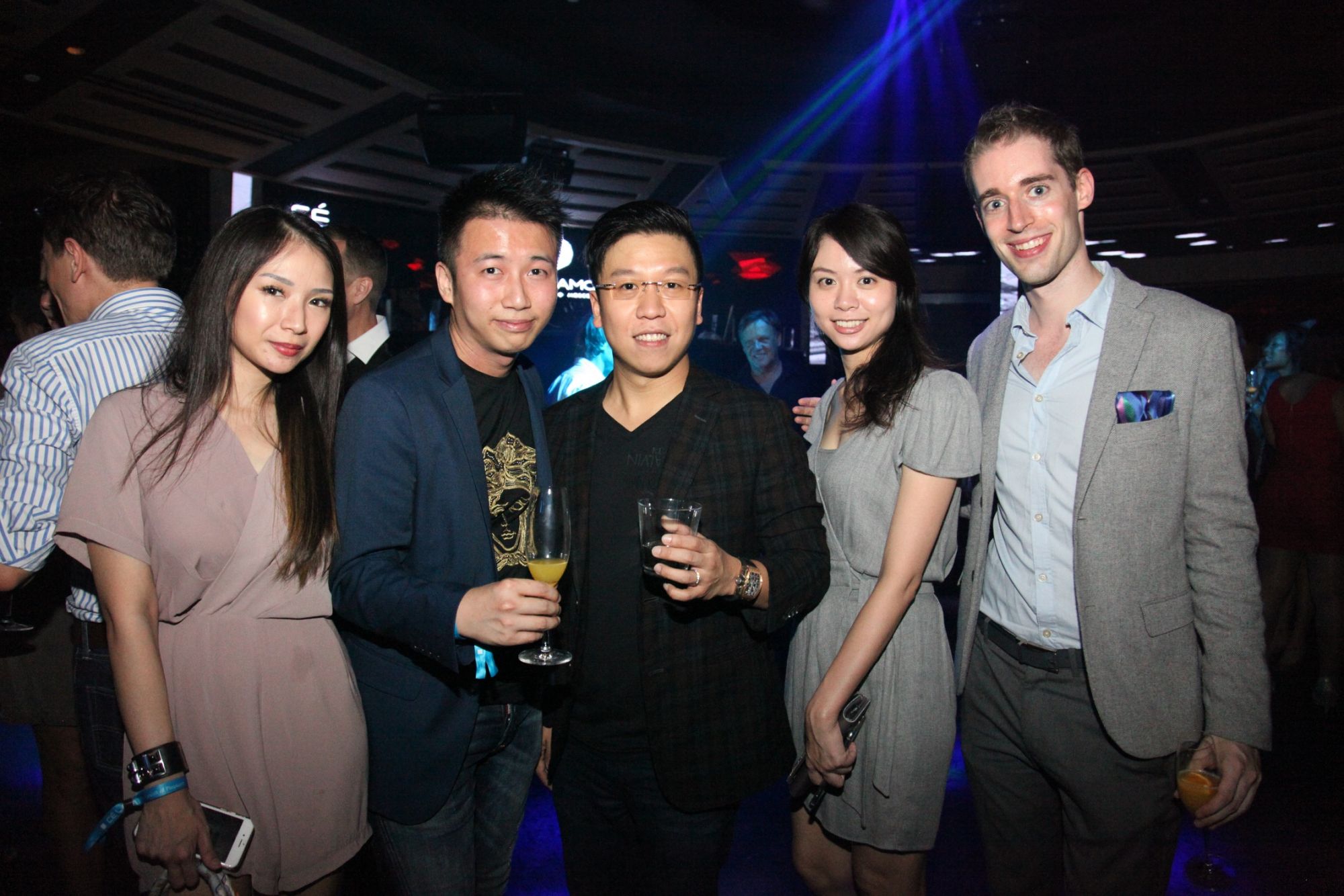 Shermaine Goh, Chen Jun, Jay Ho, Hui Yuan Lim, Steve Feiner