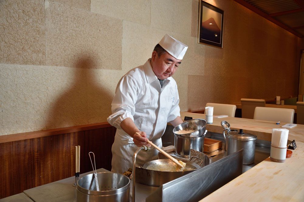 Ippoh Tempura Bar By Ginza Ippoh Opens At Como Dempsey Today Tatler Asia