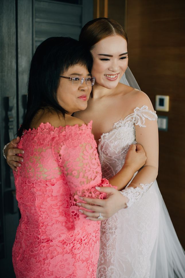 Apple Wong, Sabrina Ho