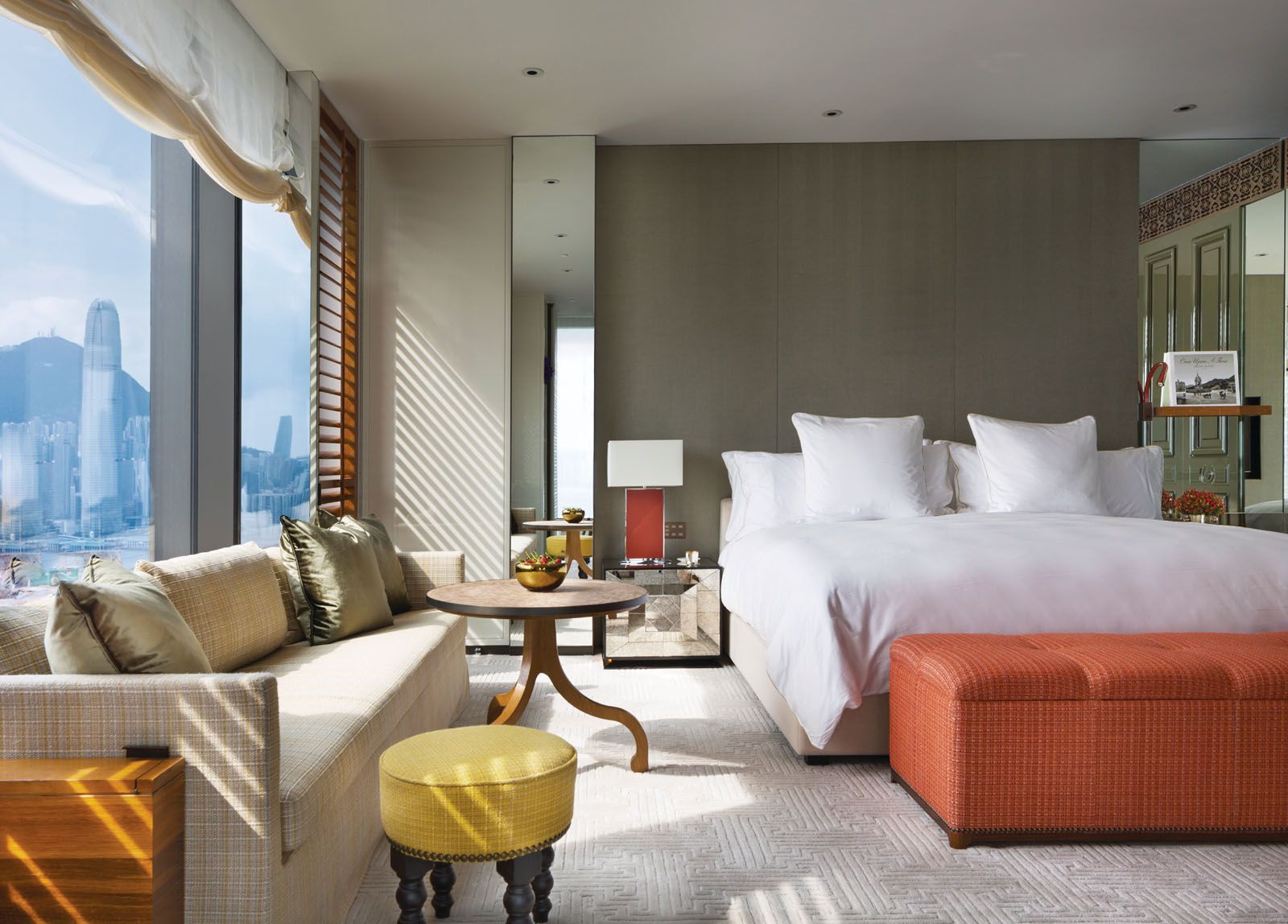 The Harbour corner suite at Rosewood Hong Kong