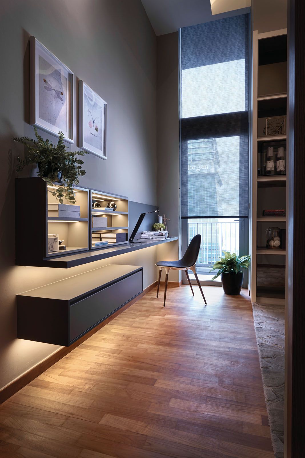 The tranquil study area in the bedroom features ample room for stationery and favourite objects