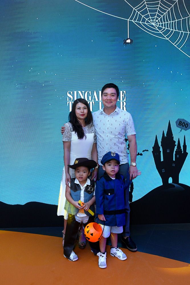Marilyn Lum, Shaun Tay, Phillip Tay, Robert Tay