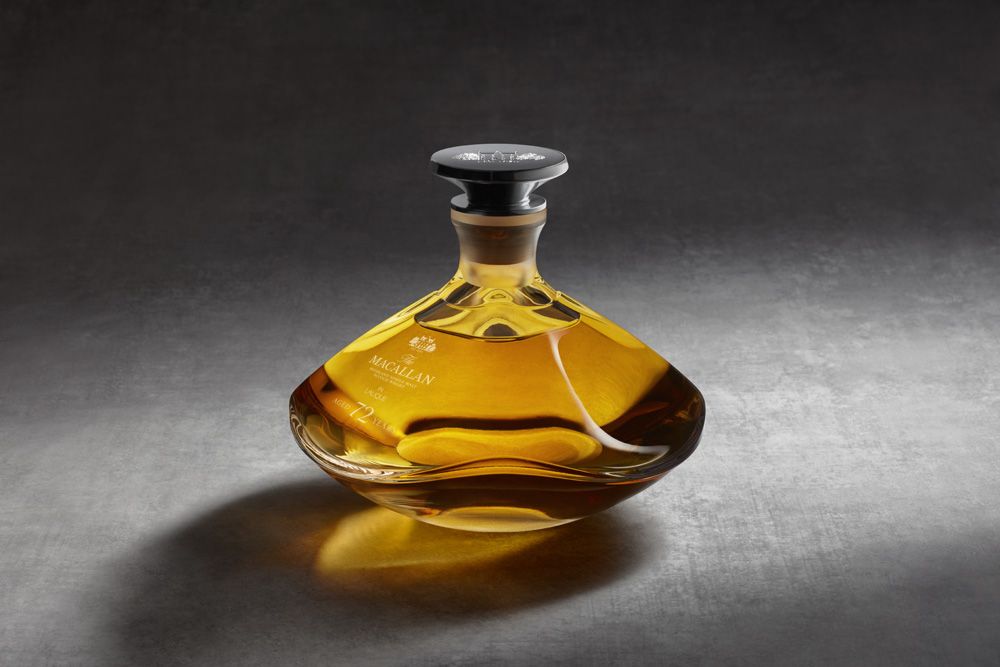 PHOTOGRAPHY USAGE LICENCE: MACALLAN/LALIQUE PROJECT KINGPHOTOGRAPHER: John ShortART DIRECTION: Burgess StudioSHOOT DATE: 20 September 2018LICENCE TERMS: Below the line POS and marketing inlcuded. Above the line POS and printadvertising excludedLICENC