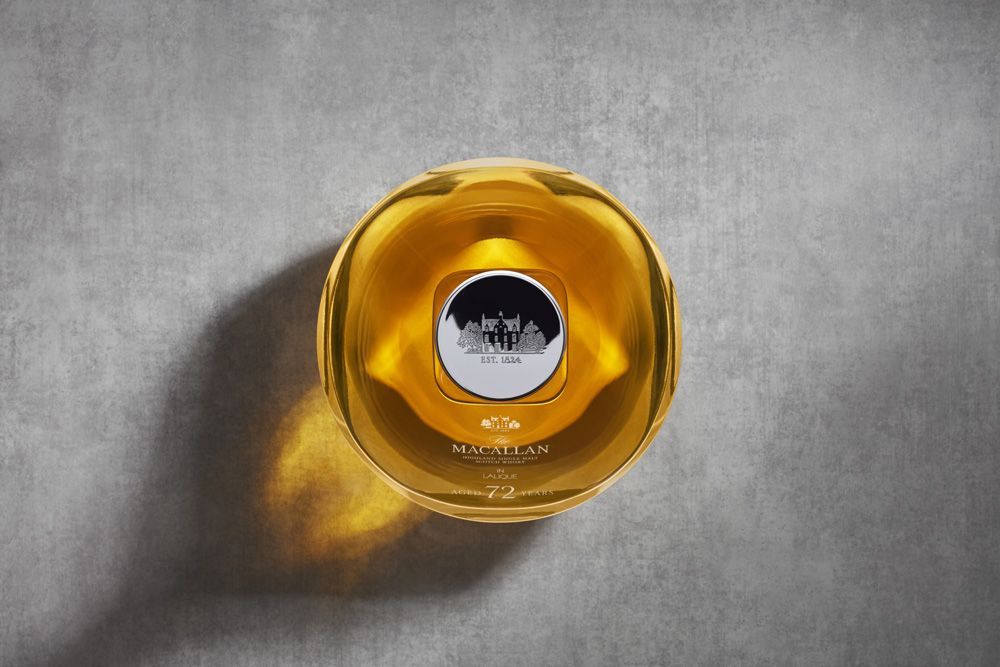 PHOTOGRAPHY USAGE LICENCE: MACALLAN/LALIQUE PROJECT KINGPHOTOGRAPHER: John ShortART DIRECTION: Burgess StudioSHOOT DATE: 20 September 2018LICENCE TERMS: Below the line POS and marketing inlcuded. Above the line POS and printadvertising excludedLICENC