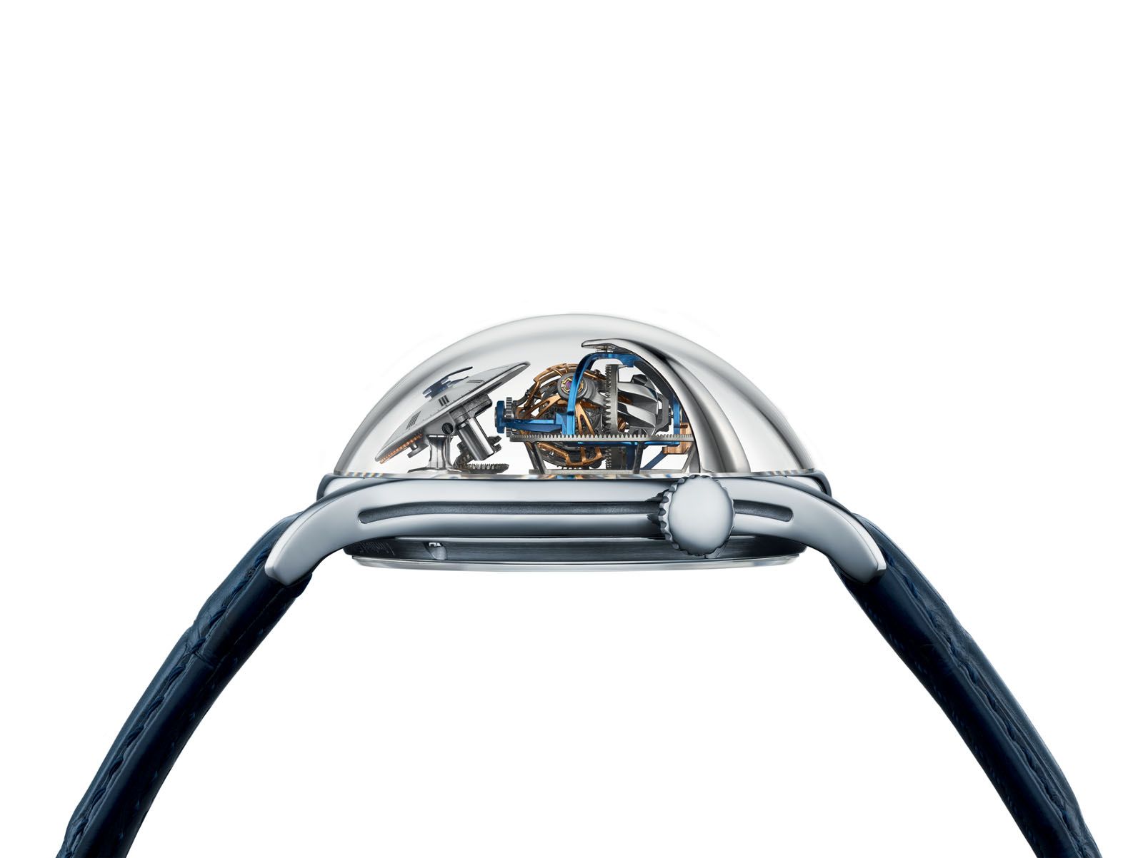 More than just showcasing a visual performance, the movement developed by Eric Coudray and Kari Voutilainen for MB&F is a microengineering feat that boasts the fastest rate of balance positional displacement ever