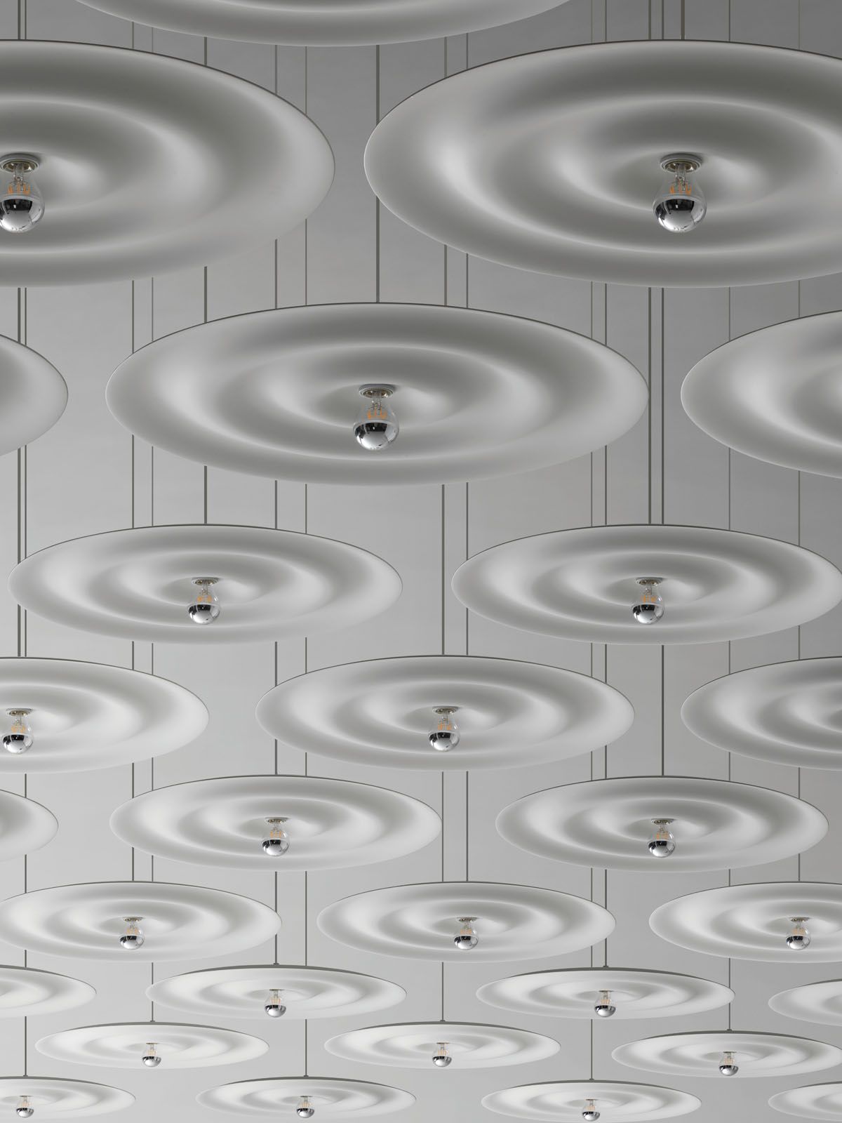 Pendant lights from the W171 Alma collection