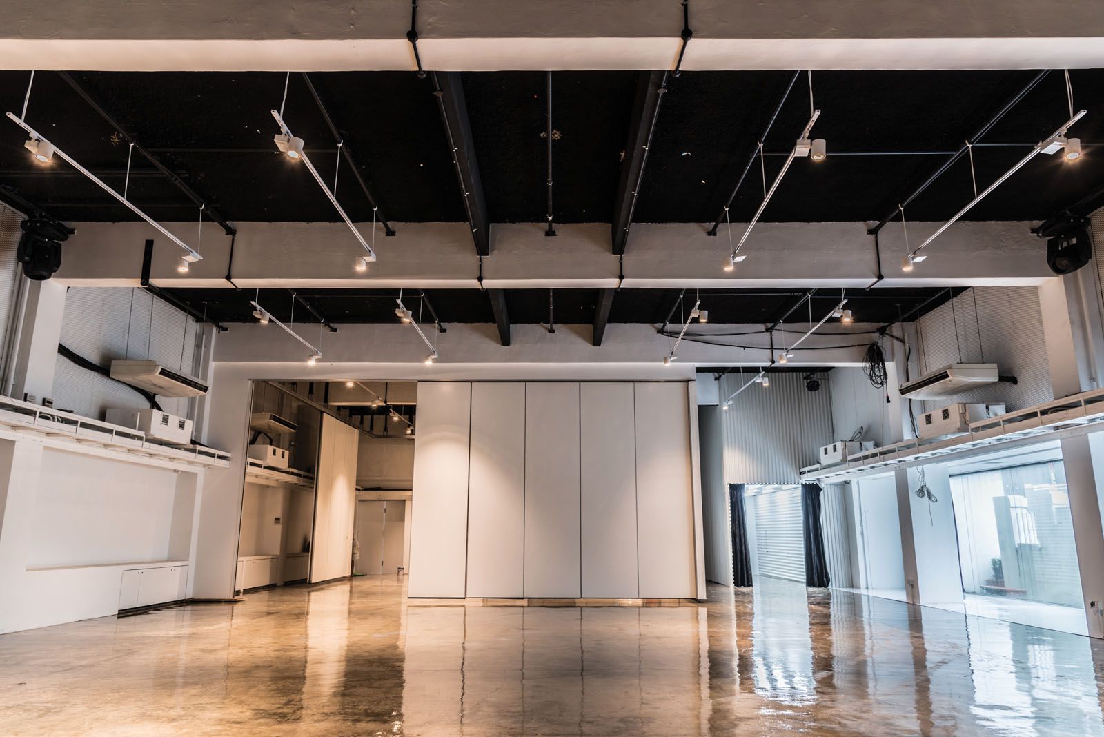 222 Arts Club offers creative entities various spatial configurations depending on the size and needs of their events