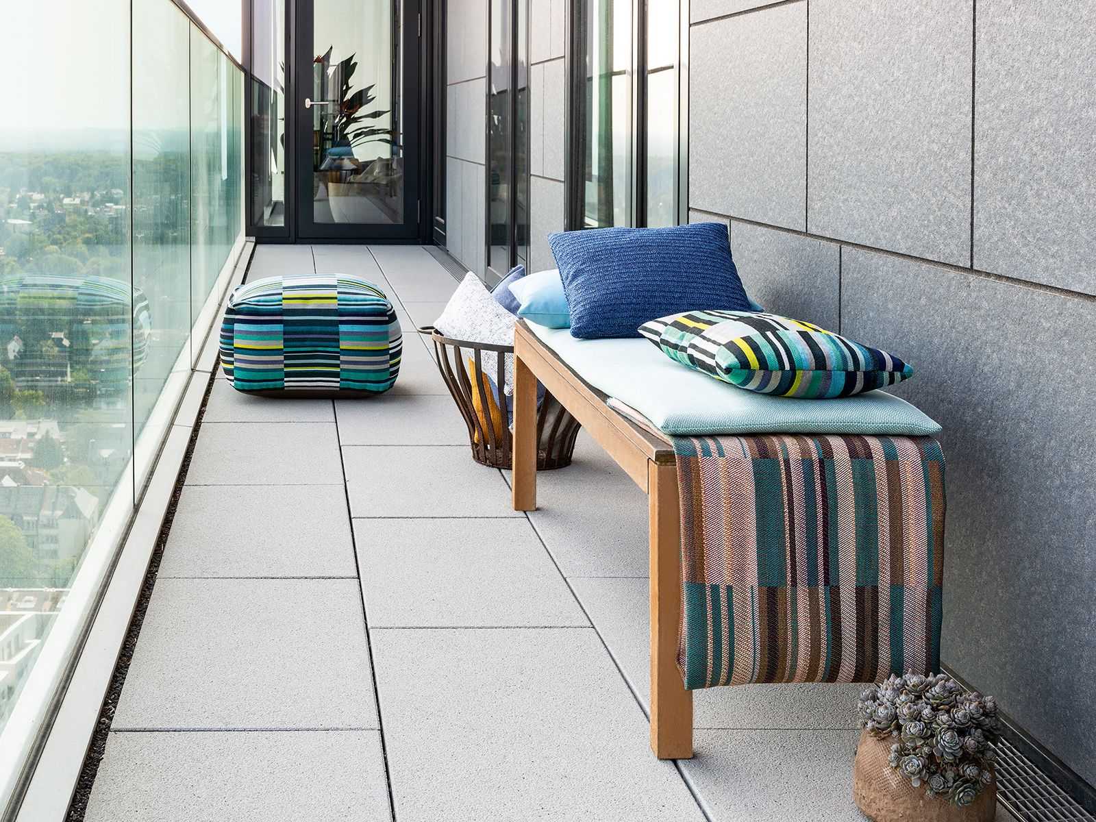 10 Decor Ideas And Outdoor Furniture That Will Elevate Your Balcony 10 Decor Ideas And Outdoor Furniture That Will Elevate Your Balcony