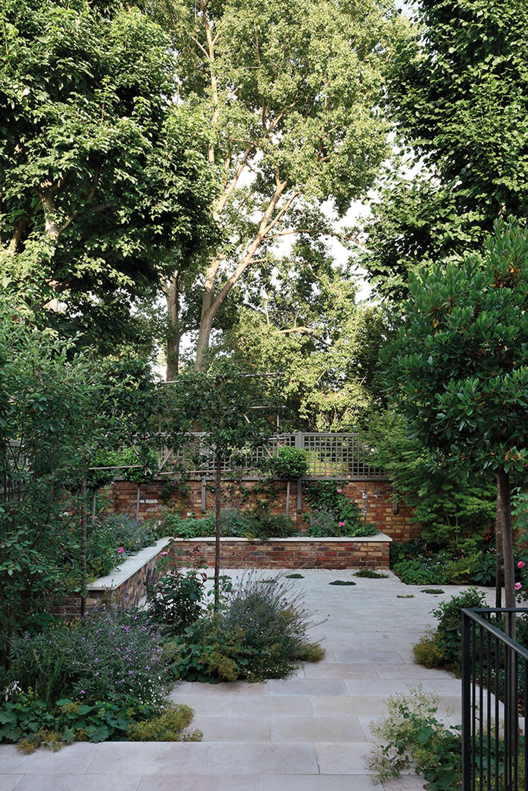 A view of the lush courtyard