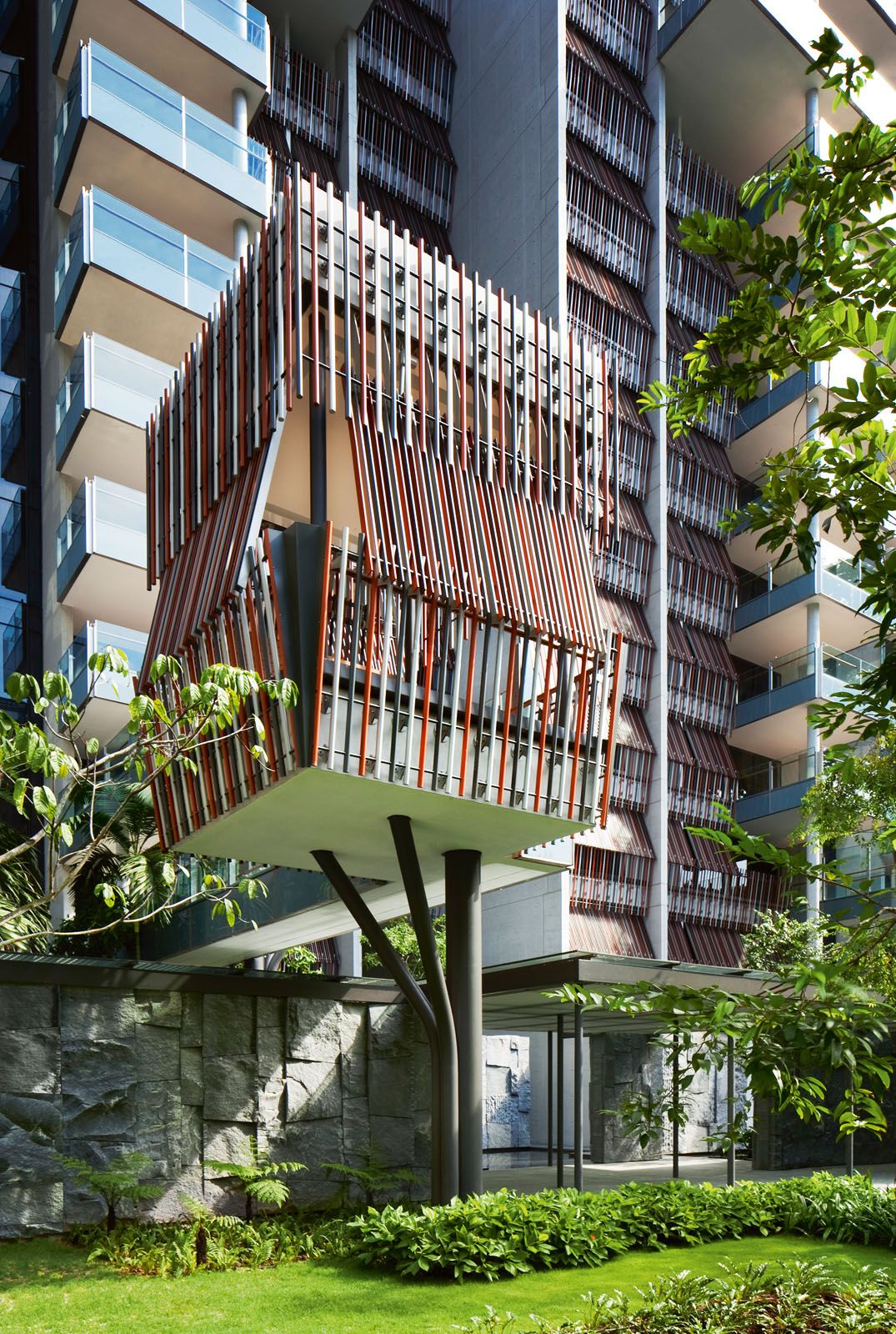 The work of WOHA, Goodwood Residence features operable aluminium sun screens and expansive balconies that look out to the greenery in the estate and beyond