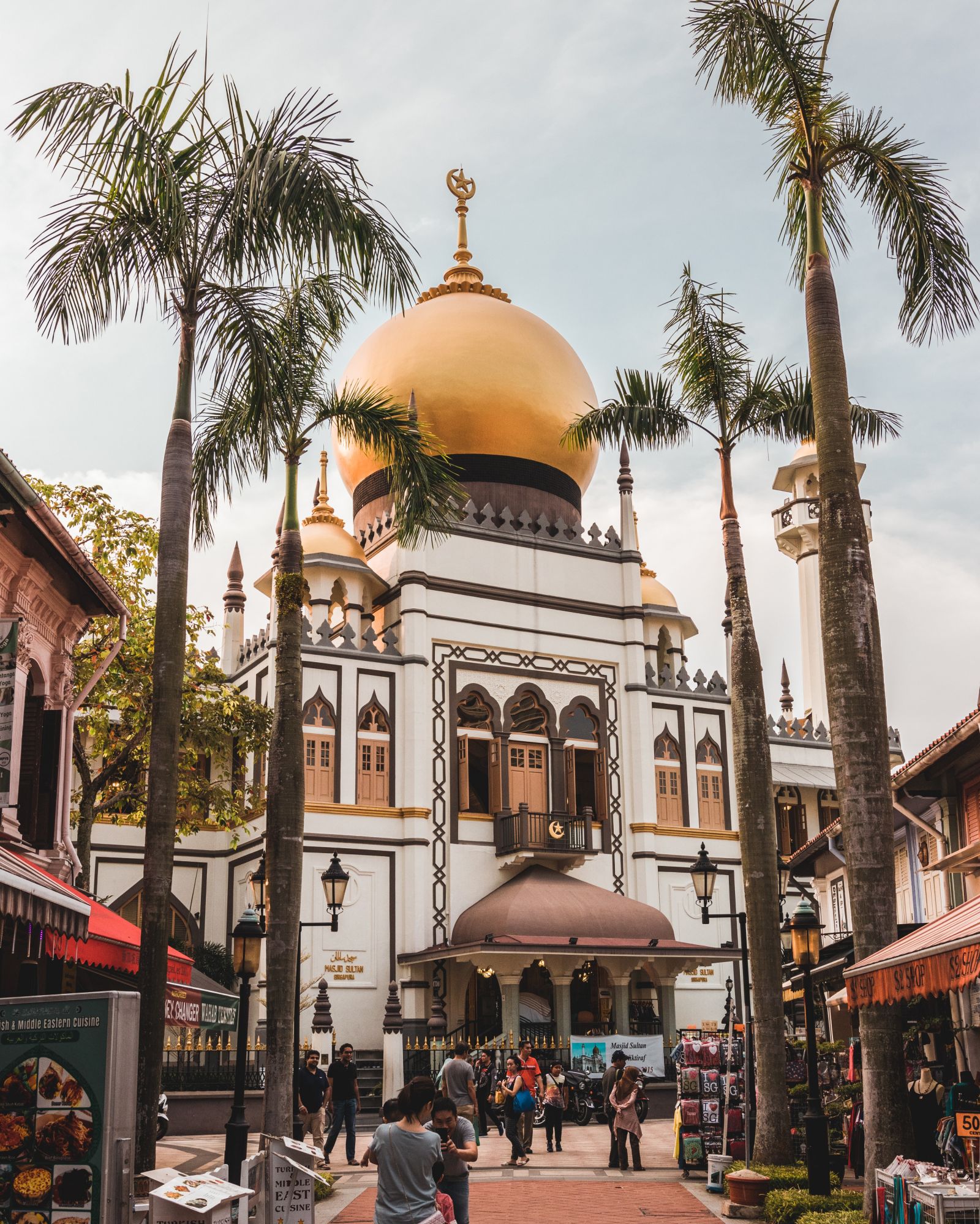 Photo by Zhu Hongzhi on Unsplash
